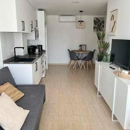 Apto Olta 1 Centro De Campello Piscina Garaje Wifi 엘 캄펠로